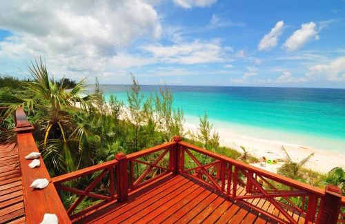 Governor's Harbour House | Relaxing Stay at Palisades House with Oceanfront Views