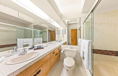 Olympic Valley Apartment | Exceptional Studio #207: 4-Star Stay with Hot Tub Access