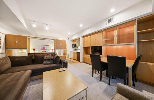 Olympic Valley Apartment | Cozy Studio #234 with Hot Tub for Family Fun