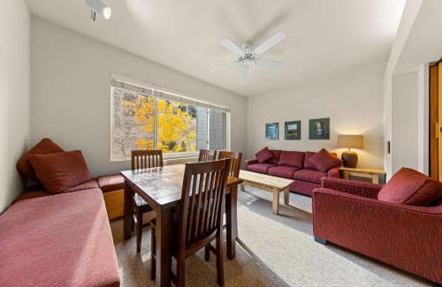Olympic Valley Apartment | Relax at Studio #253 with Hot Tub and Family-Friendly Vibes