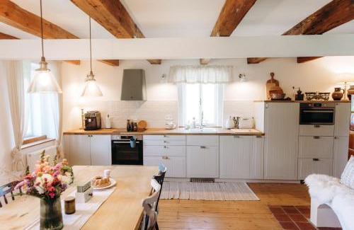Lipova House | Palitz 17 - Family-Friendly Countryside Retreat with Top Ratings