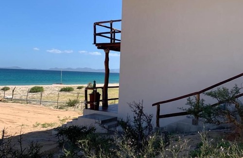 El Sargento Cabin | Eco-Chic Cabañas with Ocean Views and Relaxing Spa