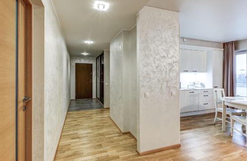 Lasnamae Apartment | Luxury Stay at Pallasti Apartment with Hot Tub & Pet Friendly