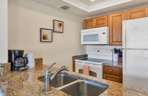 Siesta Key Condo | Beachfront Retreat at Palm Bay: 9.8 Rated & Ocean Views