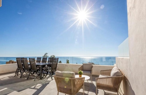 Torreblanca House | Elegant Palm Beach Retreat with Pool & Family-Friendly Vibe