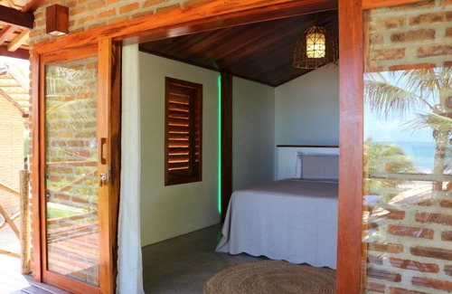 Acarai Hotel | Discover Palm Beach Chalés & Restô: Oceanfront Retreat