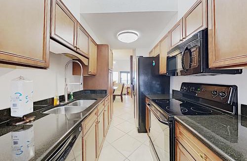 Pensacola Beach Apartment | Relax at Palm Beach Club #236 with Pool & Family Amenities