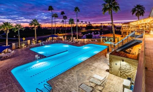 Chandler House | Relaxing Palm Beach Home with Pool and Hot Tub Amenities