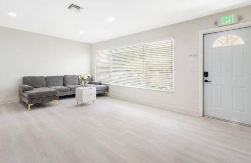 North Palm Beach House | Palm Beach Paradise #833