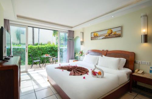 Tianya District Resort | Relaxing Palm Beach Resort & Spa with Ocean View Amenities