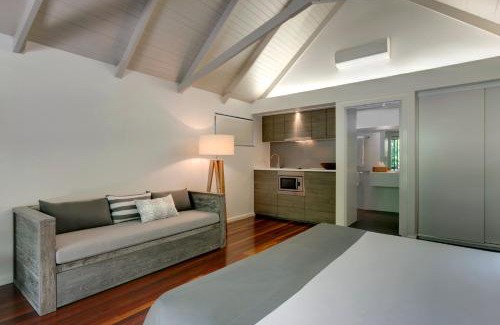Hamilton Island Resort | Experience Palm Bungalows: Family-Friendly with Ocean Views
