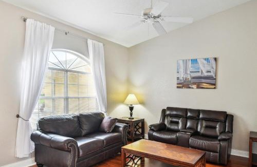 Palm Coast House | Relax at Palm Coast Escape: Screened Lanai & Saltwater Pool