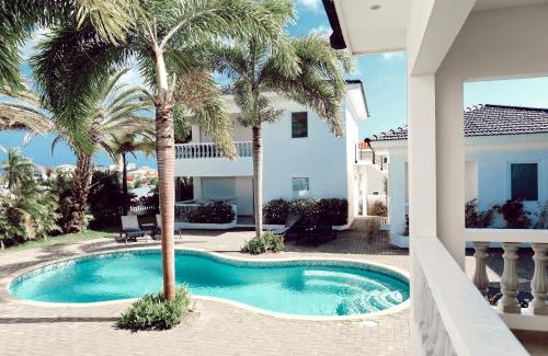 Jan Thiel Apartment | Palm Crest Curacao 150D