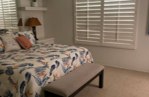 Palm Desert Resort | Relax at Palm Desert Oasis Country Club Resort Getaway