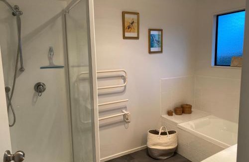 Papamoa Beach Bed & Breakfast | Discover Palm Garden: A Papamoa Beach Retreat