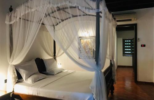 Nuwaragam Palatha Central Hotel | Palm Garden Village Hotel