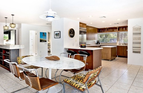 Vista Las Palmas House | Experience Palm Grove: Family-Friendly Retreat with Pool