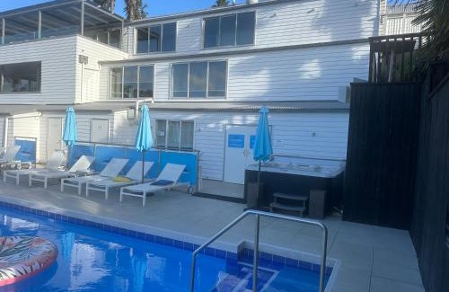 Waiheke Island House | Palm Haven at Palm Beach Waiheke