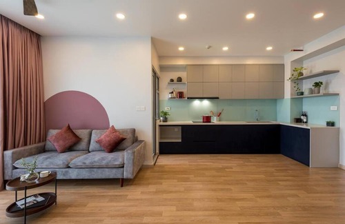 An Phu Apartment | Prime Palm Height 2BR Apartment with Pool Near City Center