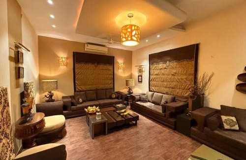 Jaipur Villa | Palm Hillview by Palm Leisure Stays
