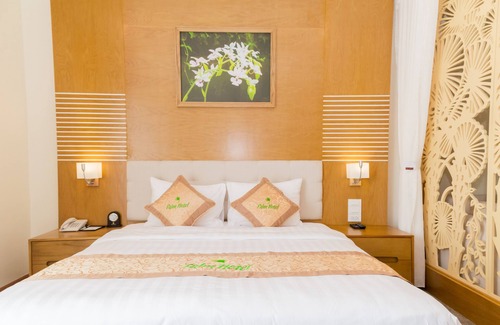 Khu bao ton Thien nhien Pu Luong Hotel | Discover Palm Hotel Thanh Hoa: Rated 9.2/10 with Spa & Dining