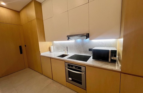 Palm Jumeirah Apartment | Palm Jumeirah, Studio, Fantastic sea, beach and skyline view, Beach