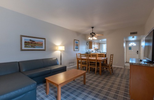 Baristo Hotel | Discover Palm Springs Oasis with Pool & Full Kitchen!