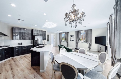 Racquet Club West House | Idyllic Palm Springs Retreat with Pool, Spa & Ocean Views