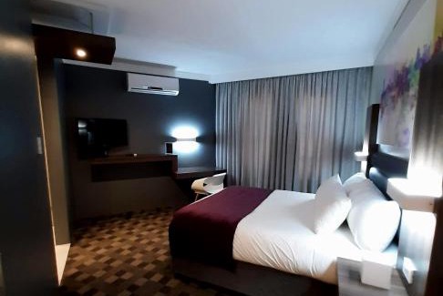 Brits Hotel | Relax at Palm Swift: 4-Star Oceanfront Accommodation