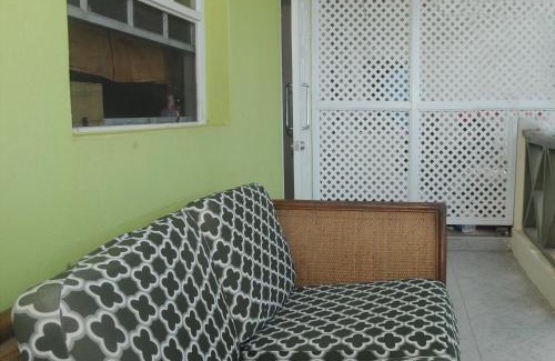 Maynards Apartment | Palm Tree Ville