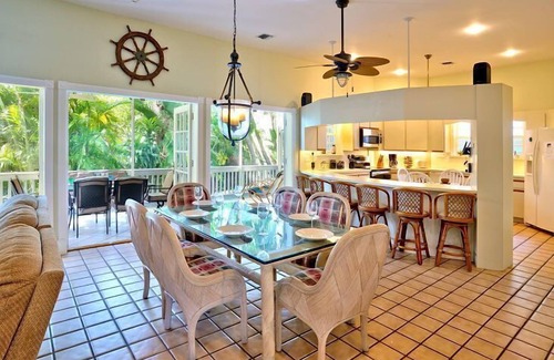 Truman Annex House | Relaxing Ocean Breeze Retreat in Key West, FL - Rated 9.4/10
