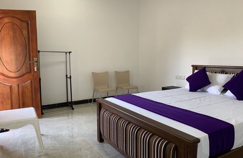 Nilaveli House | Serene Getaway at Palm View Inn, Nilaveli with Great Amenities
