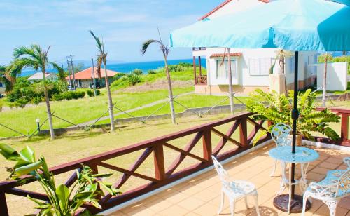 Taketomi-jima Taketomi-cho Villa | Elegant Palm Villa Ishigakijima with Hot Tub & Breakfast