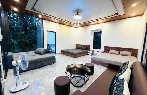 Soc Son Villa | Palm Villa - Venuestay