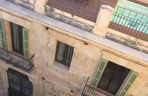 Sindicat Apartment | Exceptional Palma Old Town Apartment with Pool & Spa