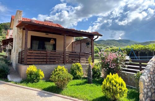 Sarti House | Palma Seaside Villa 1: Oceanfront Retreat with Top Reviews