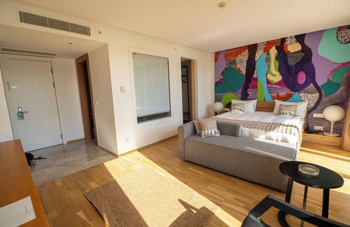 Dagbelen Hotel | Discover Ocean Views at Palmalife Hotel with Family-Friendly Amenities