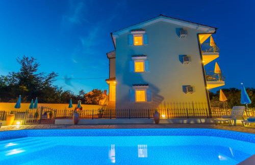 Sveti Vid Dobrinjski House | Family-Friendly Stay at Palmer Residence Krk - 4 Star Rating