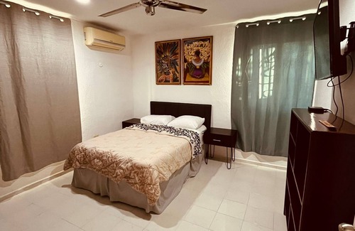 Merida Municipality House | Palmeritas house with one bedroom, terrace and pet friendly.