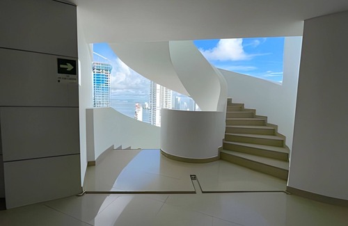 Bocagrande House | Palmetto 2701: Ocean View with Balcony & Family-Friendly Amenities
