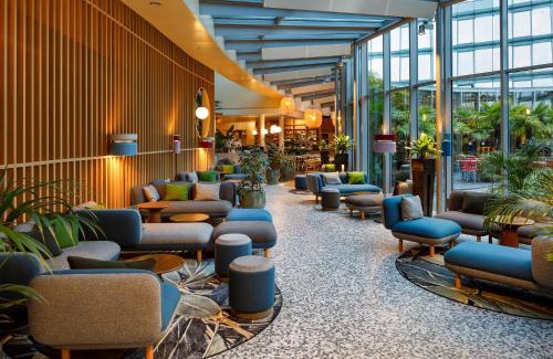 Lausanne Center Hotel | Pet-Friendly Retreat at Palmiers by Fassbind - 4 Stars