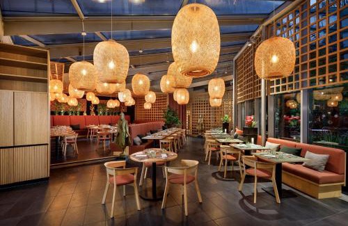 Lausanne Center Hotel | Pet-Friendly Retreat at Palmiers by Fassbind - 4 Stars
