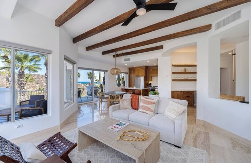 San Jose del Cabo Condo | Stunning Palmilla 2 BDR Condo with Oceanfront Views