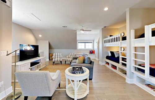 Port Aransas House | Experience Palmilla Beach House: Golf and Sunset Views