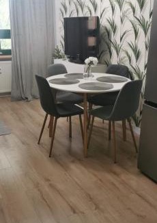 Serock Apartment | Palmowy Zakątek 2 pokoje dla rodziny Apartament Deluxe