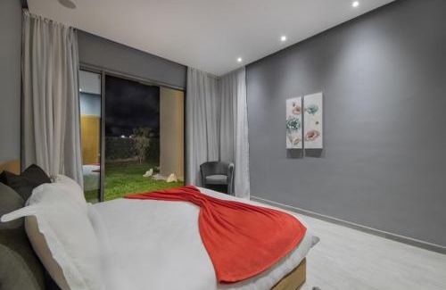 Palmeraie Villa | Serene Palms Edge Villas with Private Pool & Ocean Views