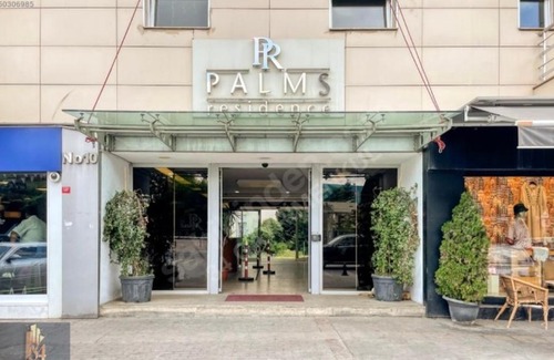 Eyup Apartment | Relaxing Retreat at Palms Evler with Inviting Pool
