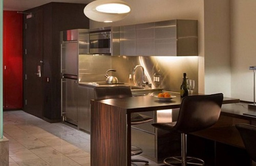 Las Vegas Hotel | Palms Place High Rise Suite with Spectacular Strip View