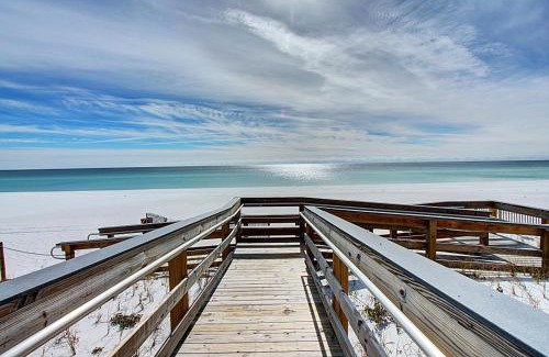 Fort Walton Beach - Destin House | Family-Friendly Palms Resort #2416 with Pool Access