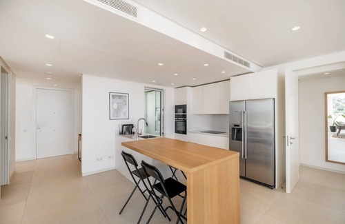 Ojen Apartment | Palo Alto 15: Rooftop Pool with Panoramic City Views